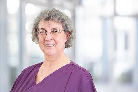 Portrait einer Mitarbeiterin der Onkologischen Schwerpunktpraxis Darmstadt