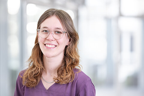Portrait einer Mitarbeiterin der Onkologischen Schwerpunktpraxis Darmstadt